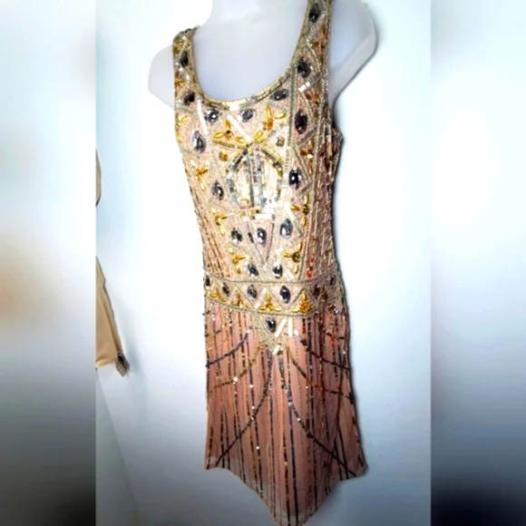 Frock And Frill Beaded Mini Dress - Picture 4 of 8